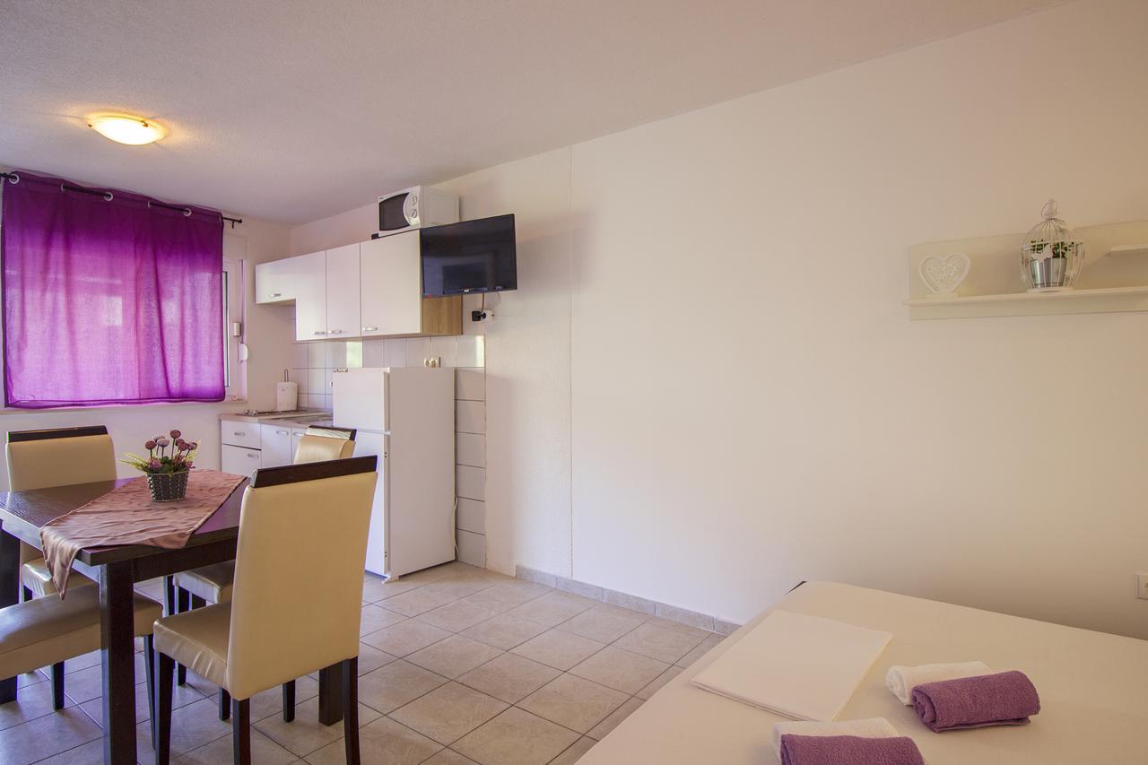 Apartments Hajdi Duce Exterior photo